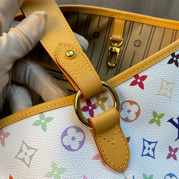 ルイヴィトンバッグ角部分ディテール